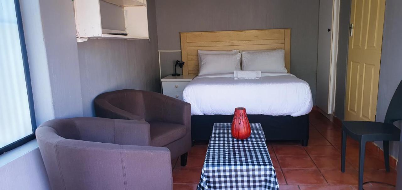 Sweet Home39 Guest House Summerstrand Port Elizabeth Exterior foto